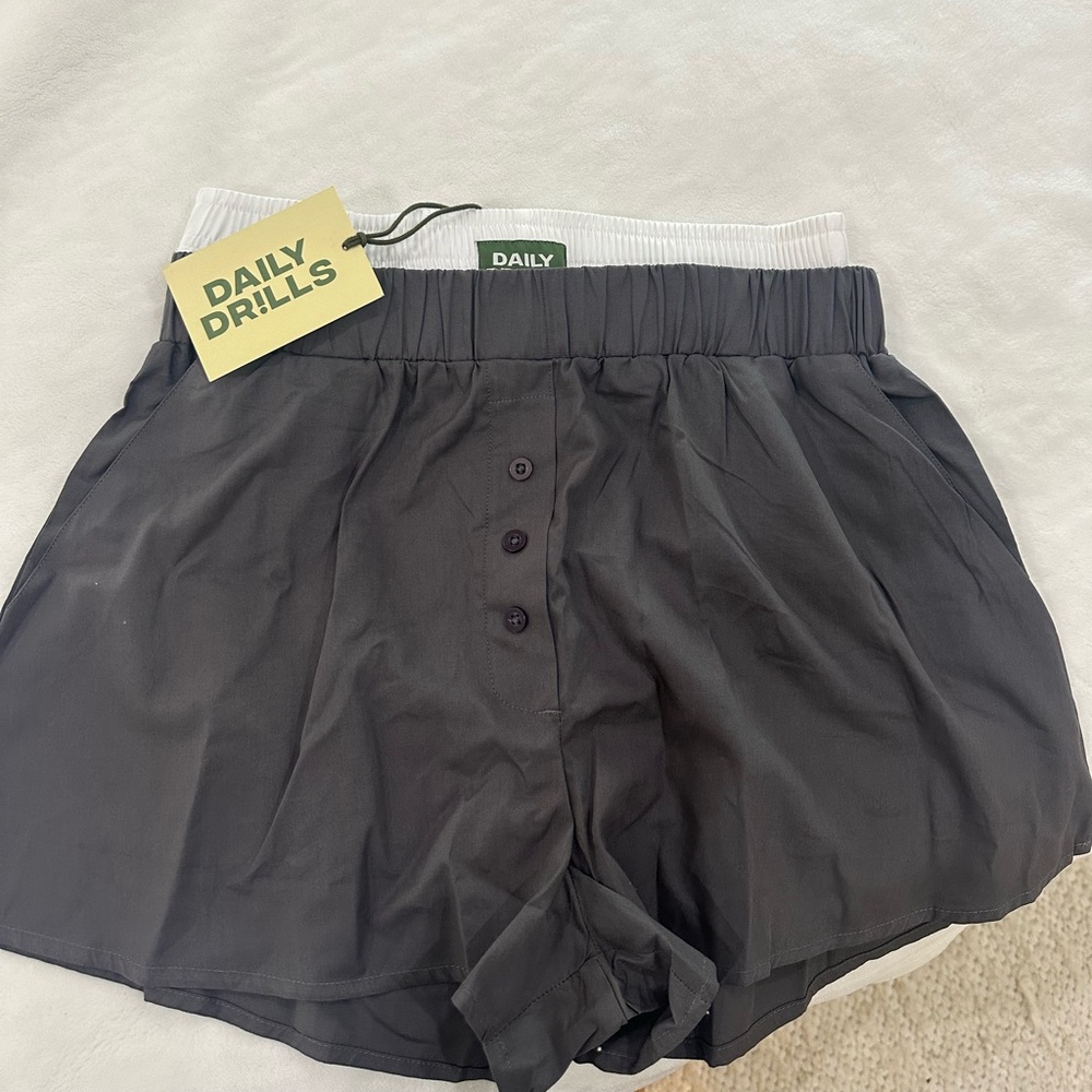 Daily Drills V-Black Poplin Resort Shorts